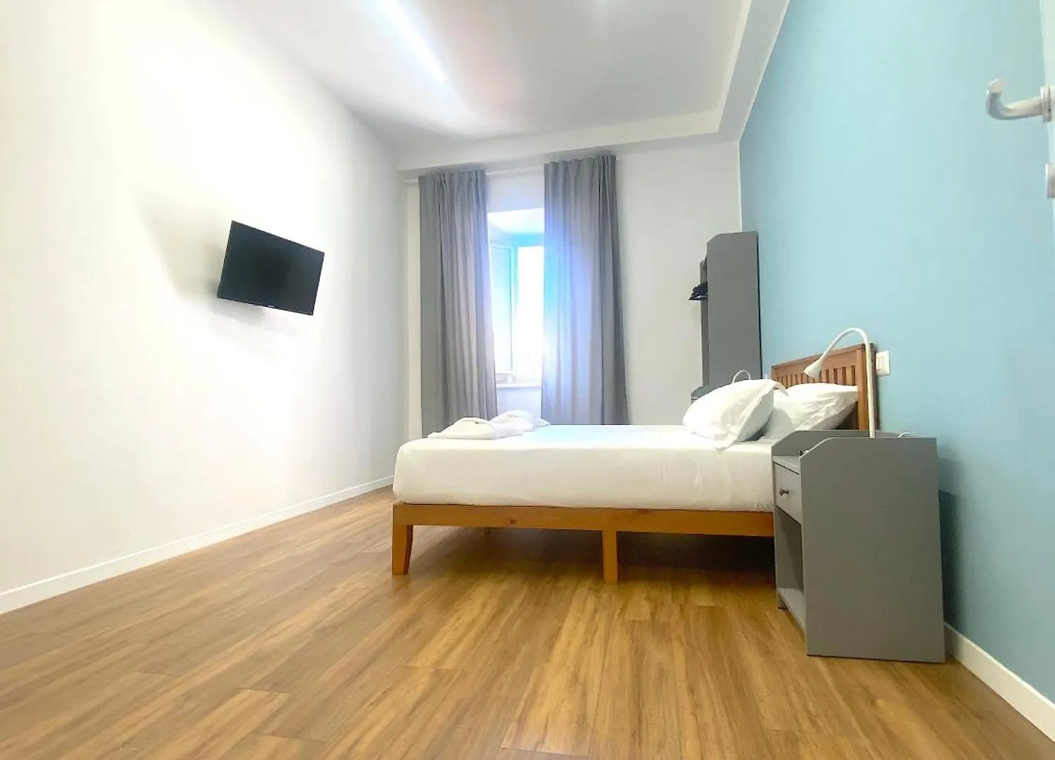 Lexie Suites ローマ